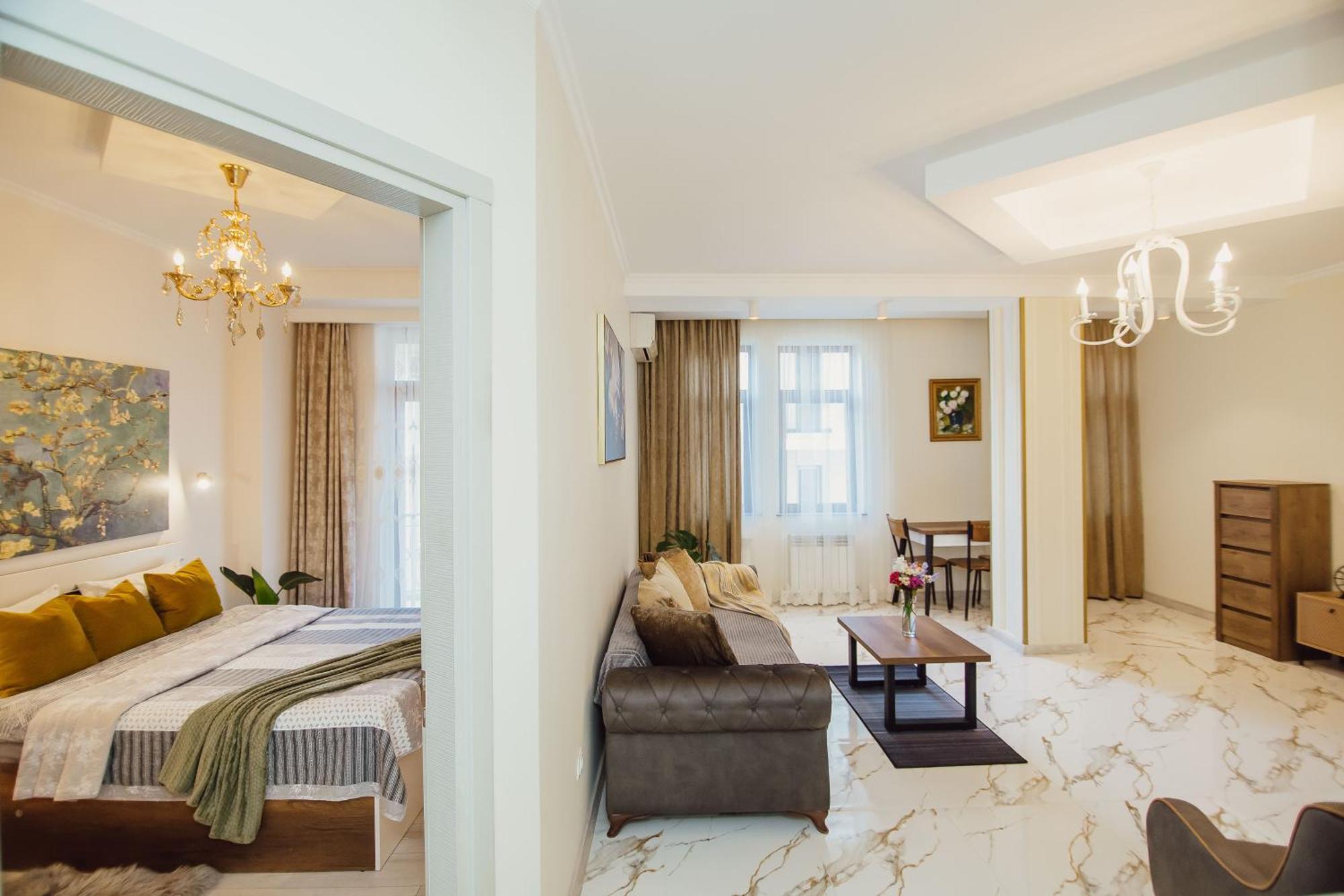 Ekaterine'S Apartments 巴统 客房 照片