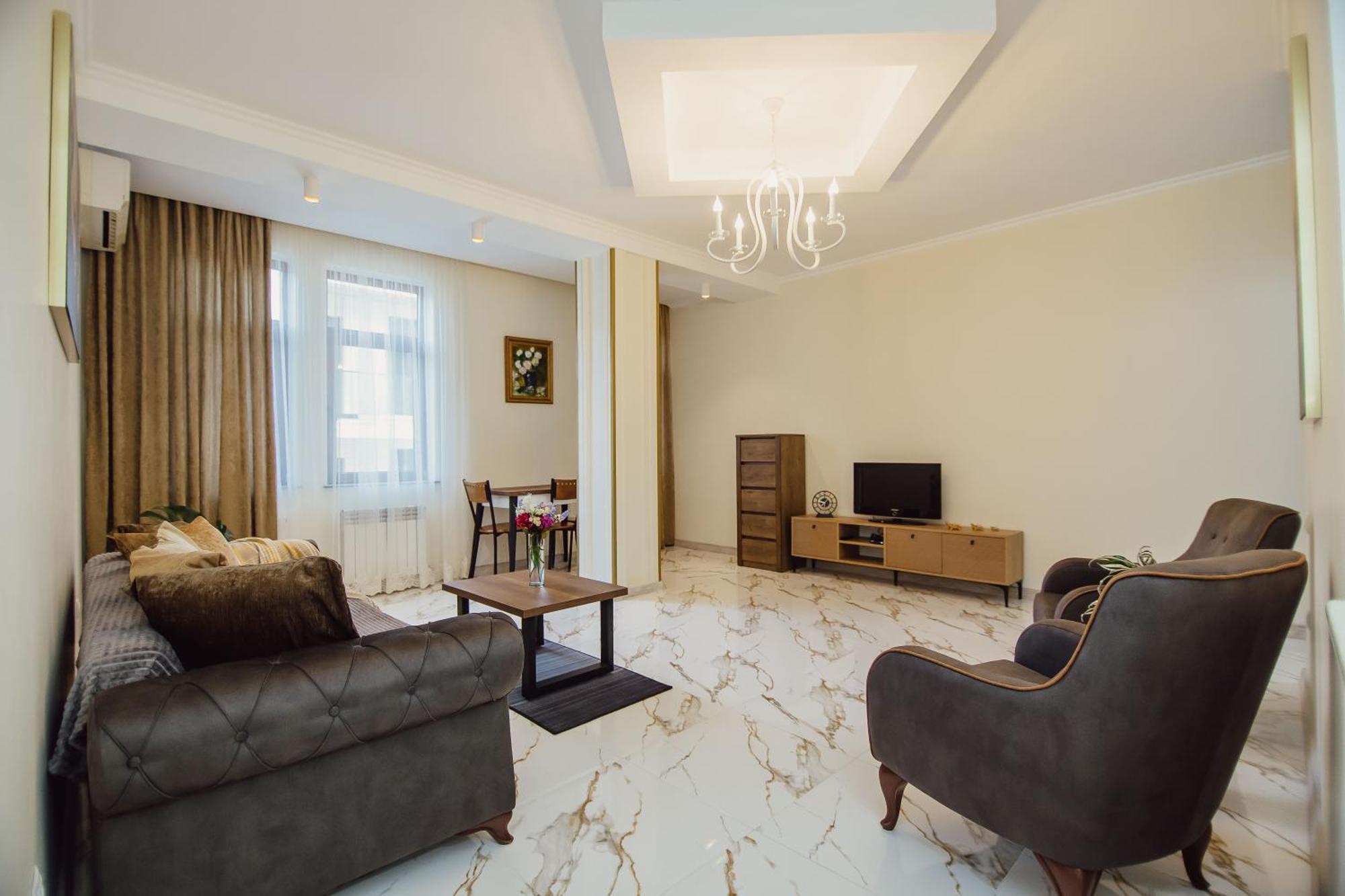 Ekaterine'S Apartments 巴统 客房 照片